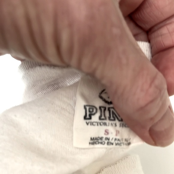 Victoria’s Secret Pink white cozy shirt writing LOVE PINKin bright pink! - Picture 5 of 5